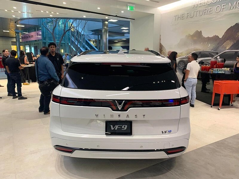 VinFast VF9 Plus 